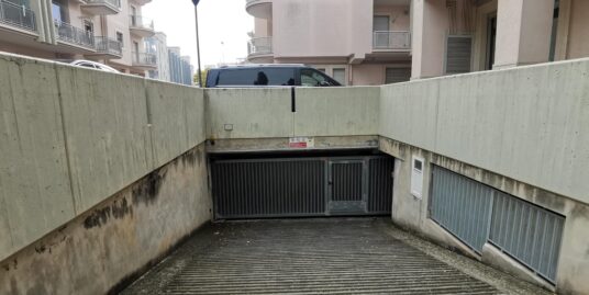 303 – Box Auto – via Toniolo – Martina Franca