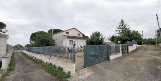 905 – Villa – C.da Lamia Vecchia – Martina Franca